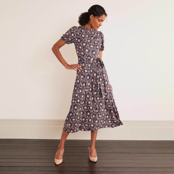 Boden Dresses & Skirts - Boden Flora Jersey Puff Sleeve Midi Dress in Wild Bramble / Navy - 10 Petite